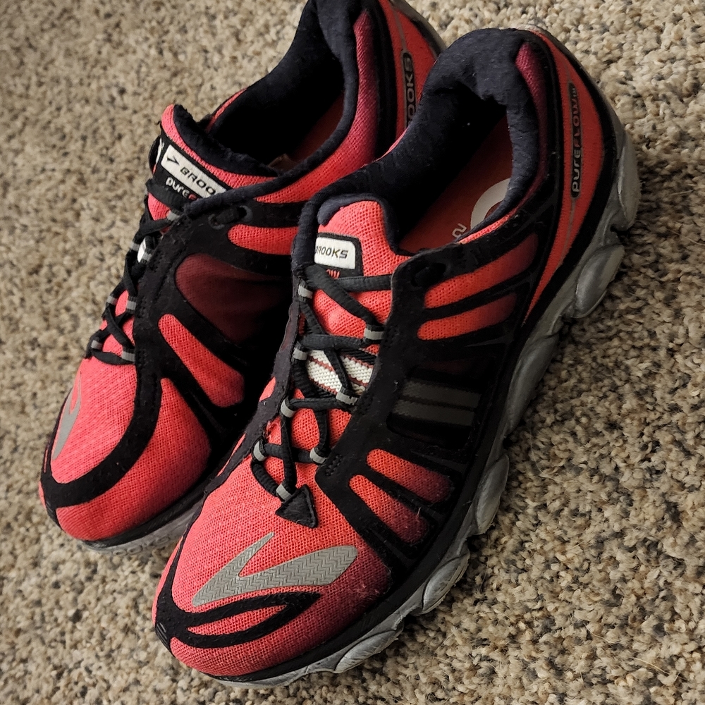 Brooks Pure Flow - Size 10